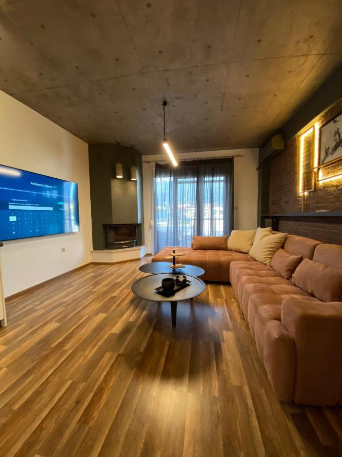 The Grey Apartments Волос Екстериор снимка